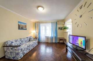 Апартаменты DayFlat Apartments Киев Апартаменты-студио - ул. Кловский спуск, 12А-2