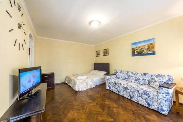 Апартаменты DayFlat Apartments Киев-95